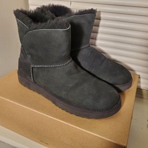 UGG Black Women's Classic Cuff Mini (Size 8.5)
